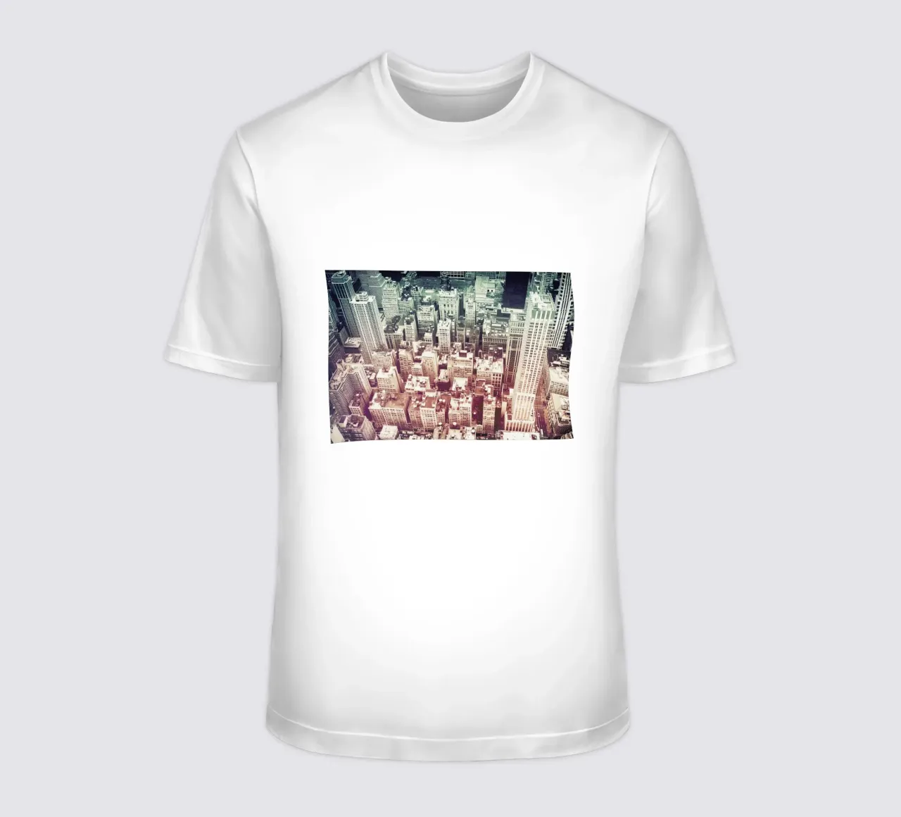 Manhattan's Buildings t-shirt da JaySan Studio