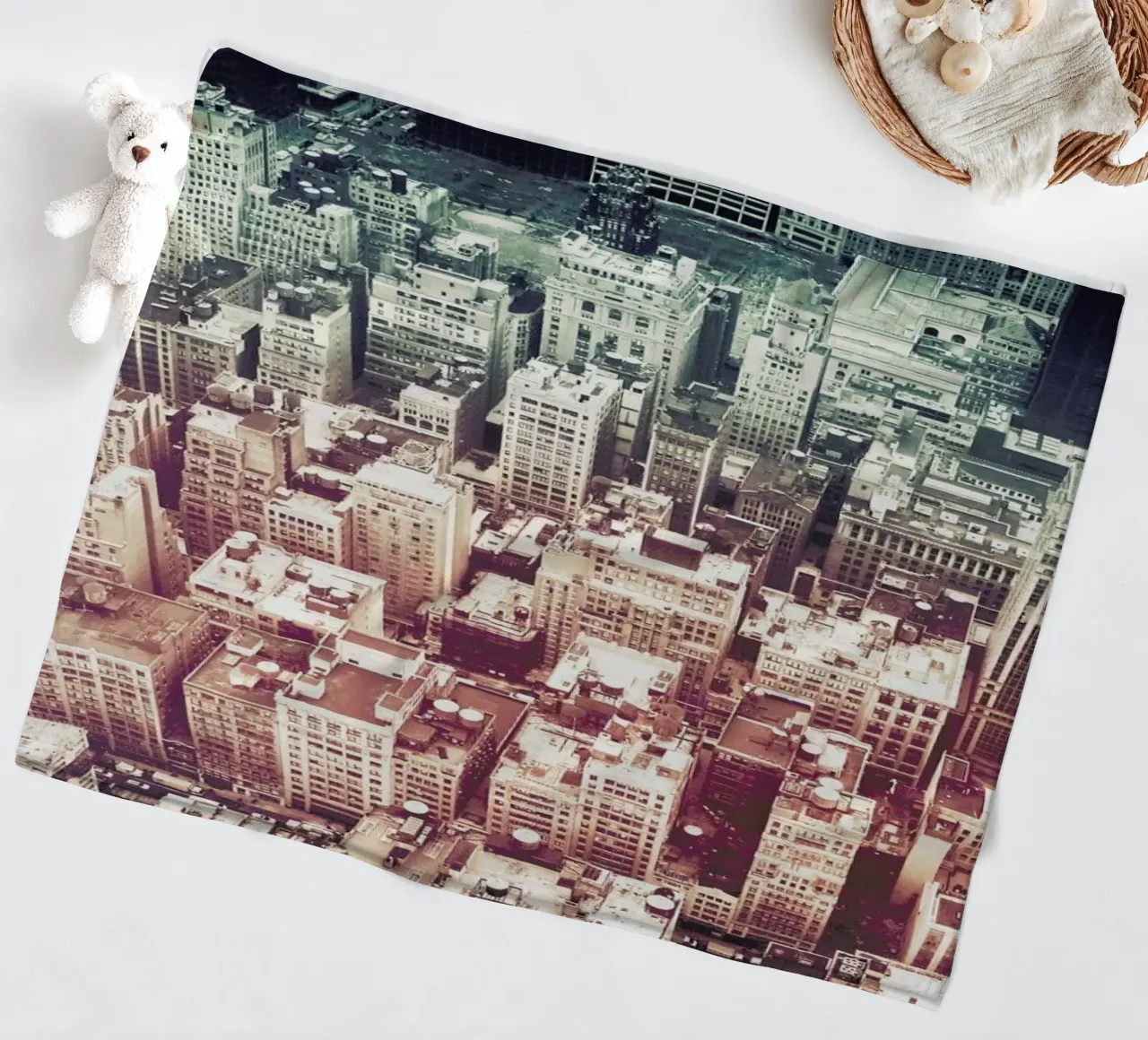 Manhattan's Buildings coperta in pile da JaySan Studio