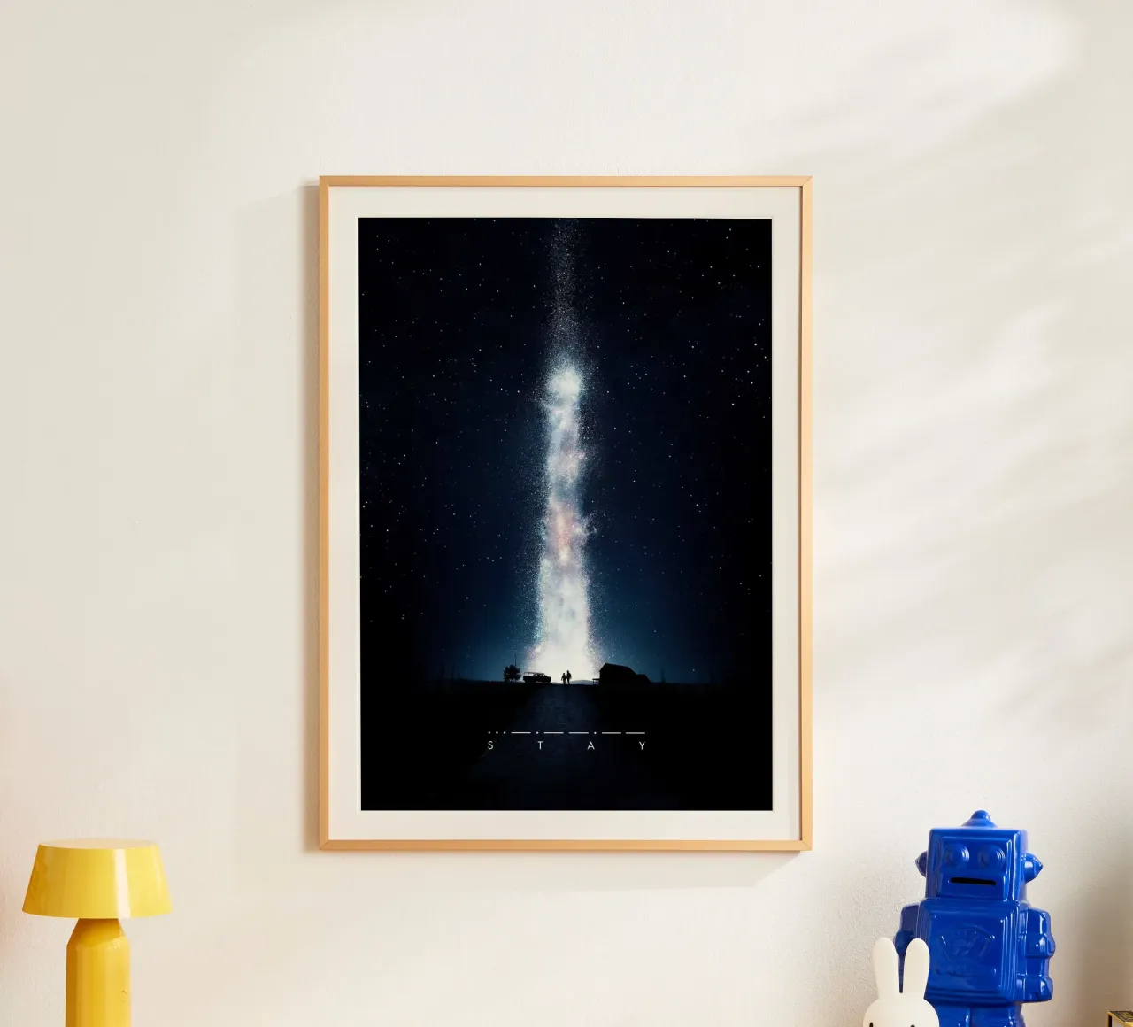 Interstellar Stay III poster con telaio in alluminio da nabakumov