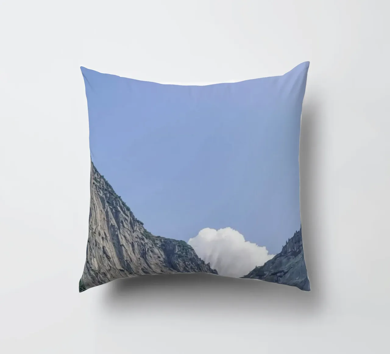 The White Cloud cuscino da Nur Mut