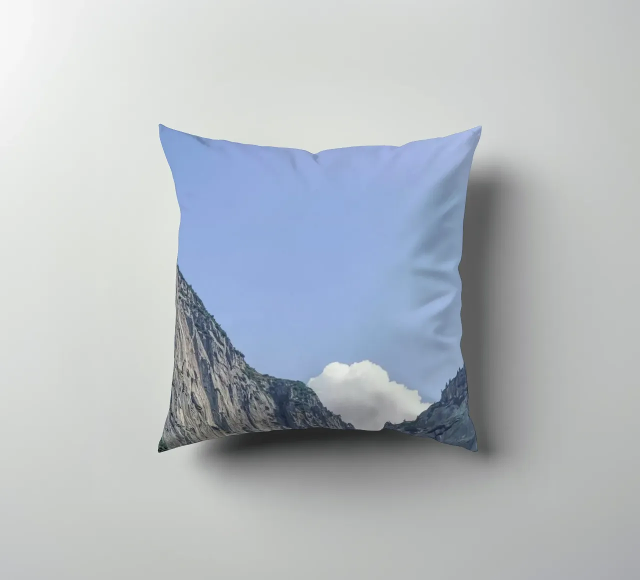 The White Cloud cuscino da Nur Mut