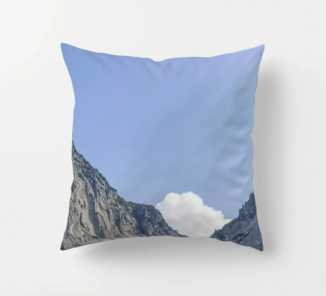 The White Cloud cuscino da Nur Mut