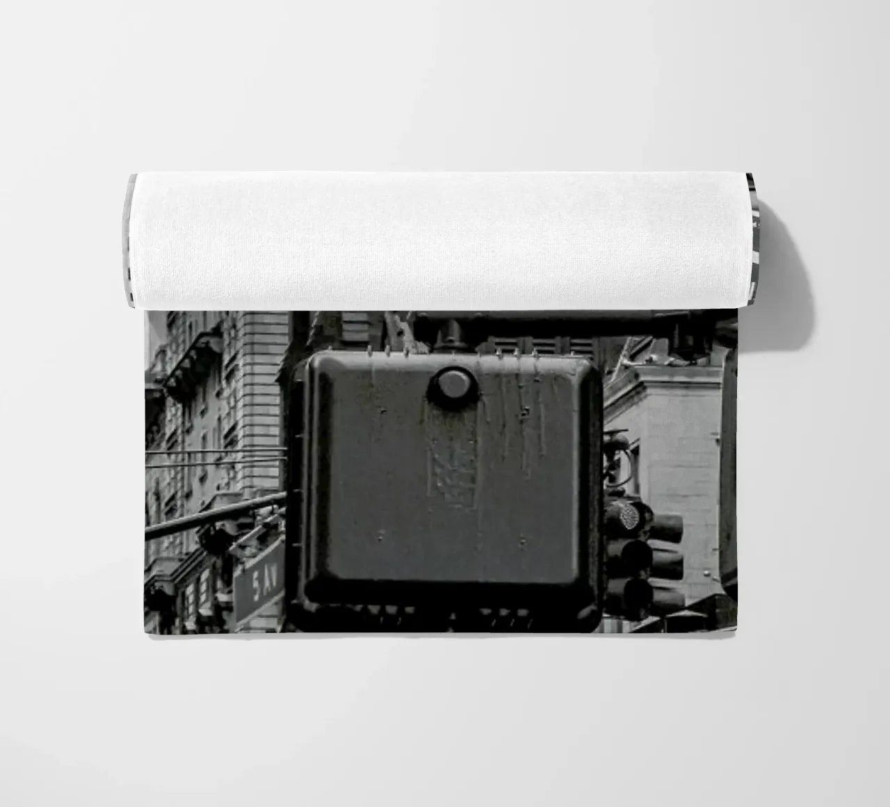 E 57a Strada telo mare da JaySan Studio