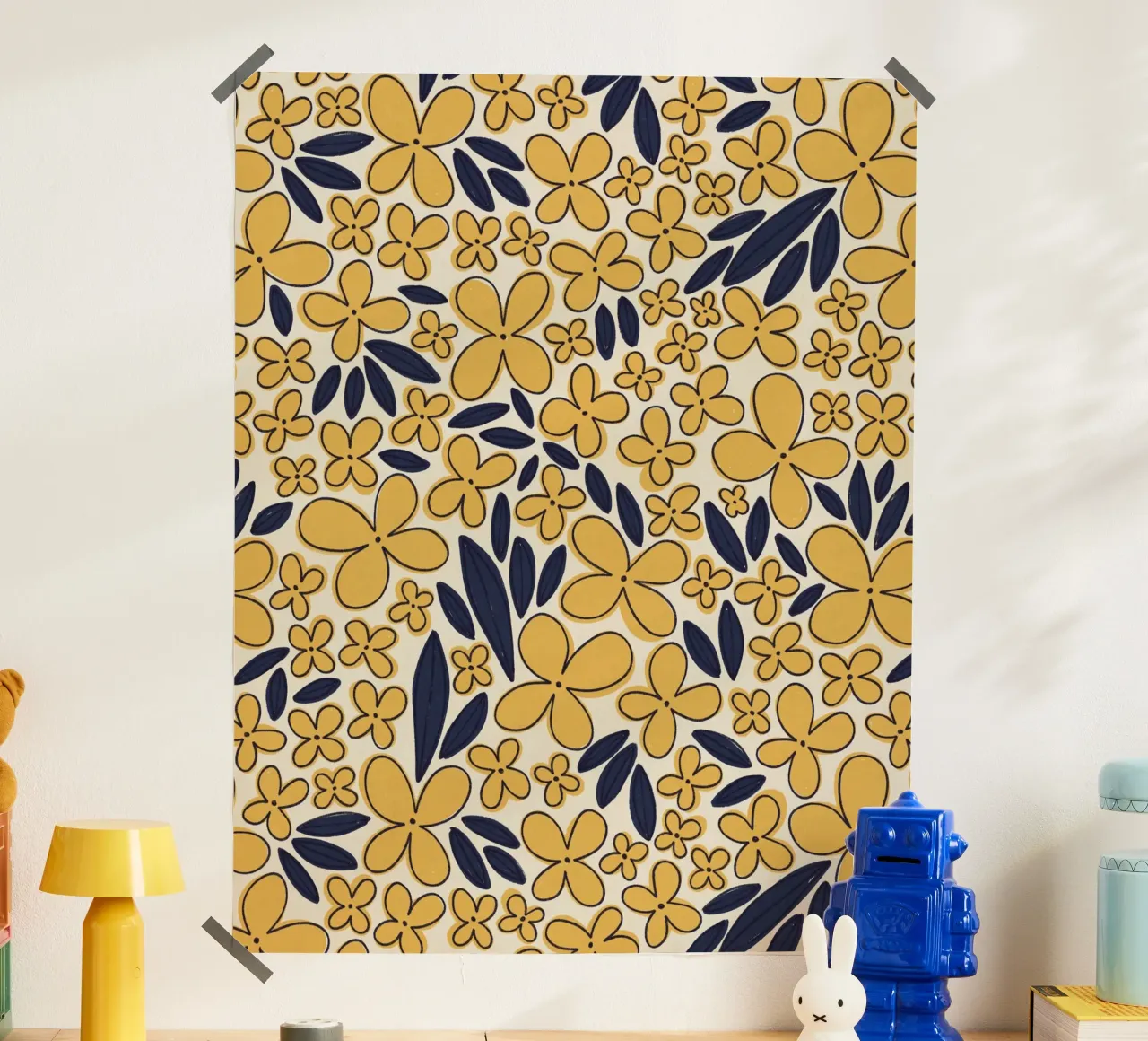 Motif de fleur à quatre feuilles / Jaune et bleu poster avec cadre en plastique de Alisa Galitsyna