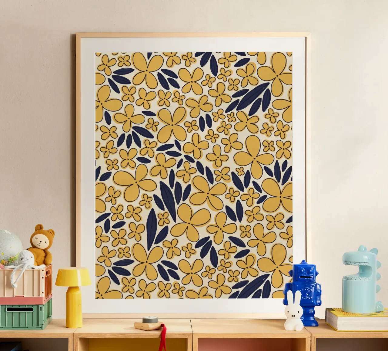 Motif de fleur à quatre feuilles / Jaune et bleu poster avec cadre en plastique de Alisa Galitsyna