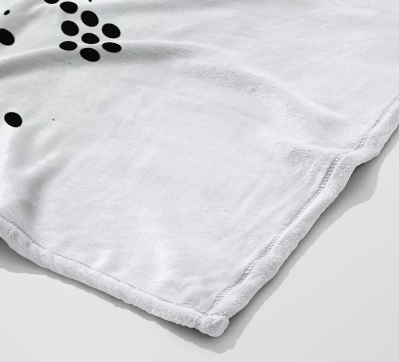Friedrich Nietzsche in Dots coperta in pile da The Sound of Applause