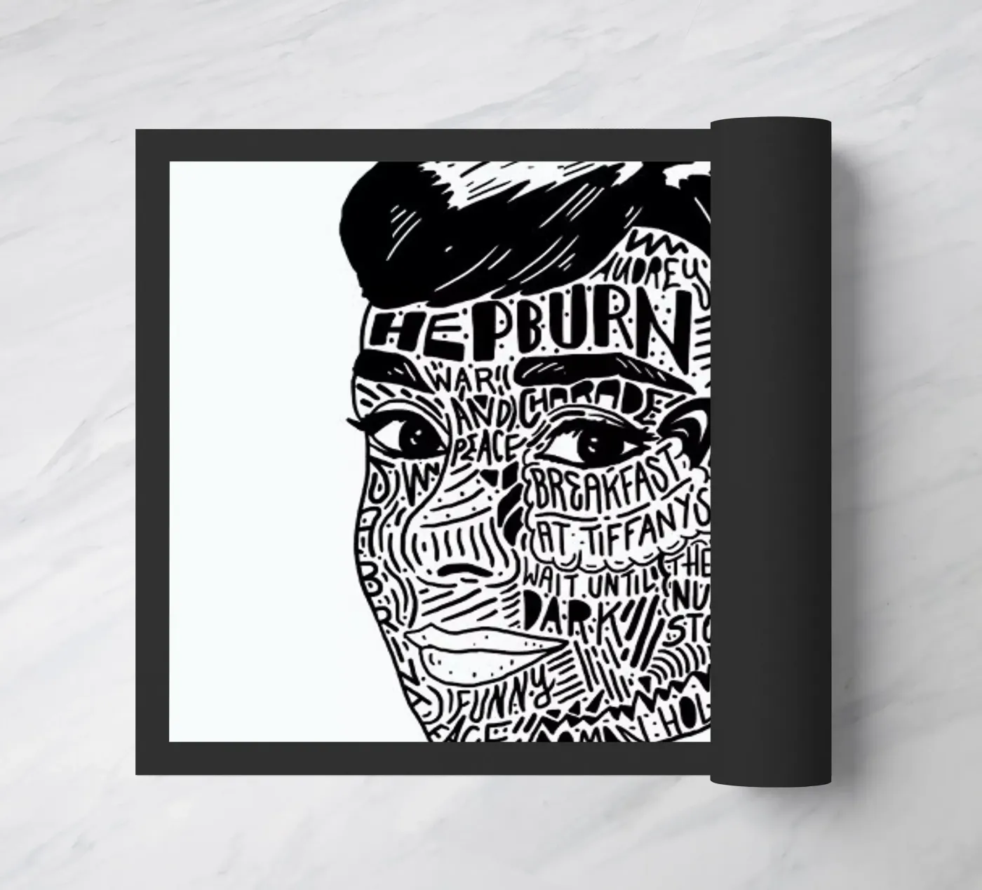 Audrey Fußmatte von Nick Cocozza