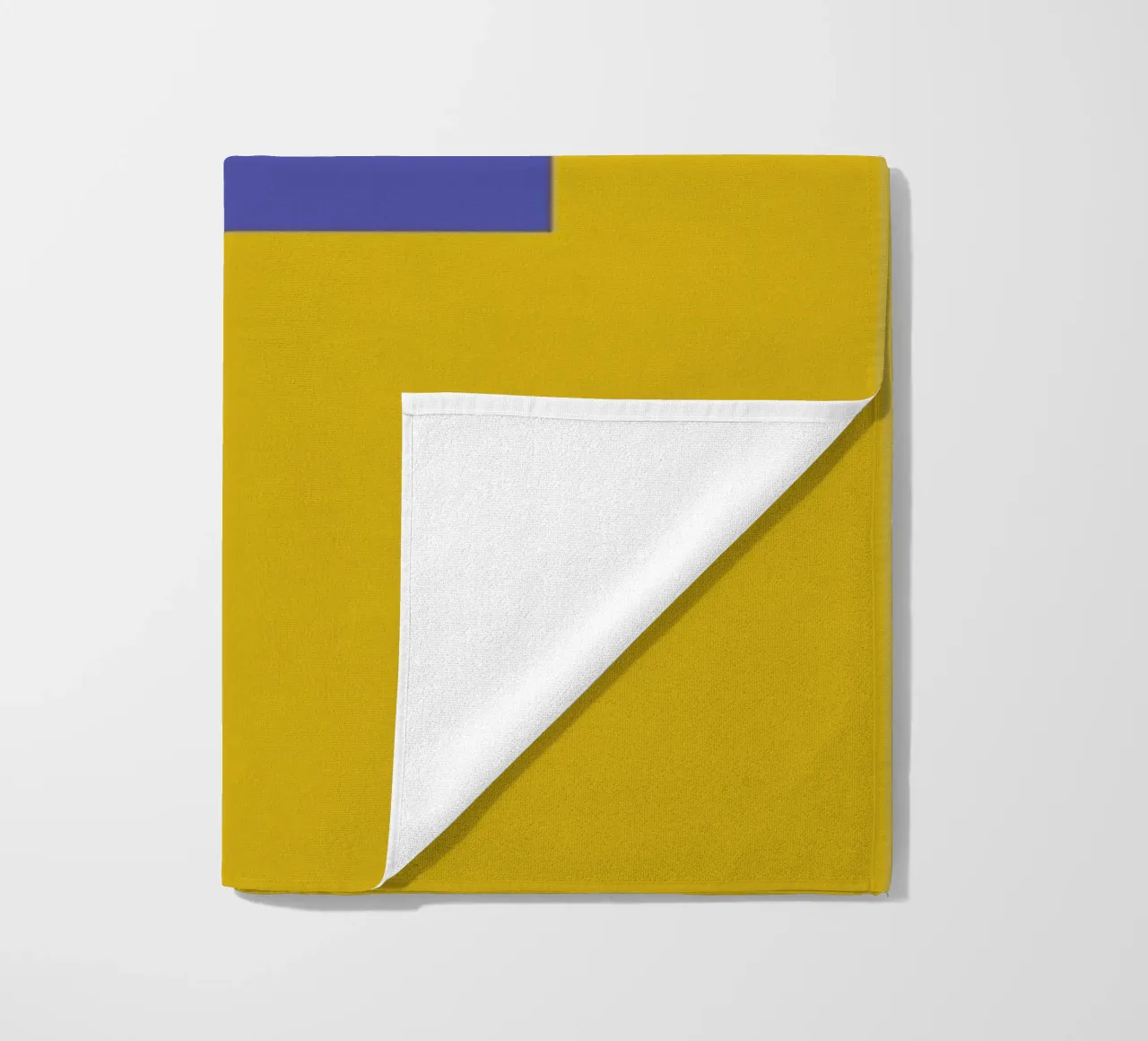 Yellow Letter F telo mare da Studio One