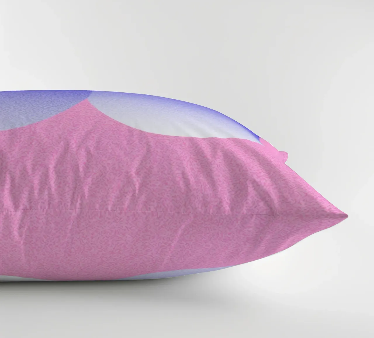 Gradient IV cuscino da byh.illustration