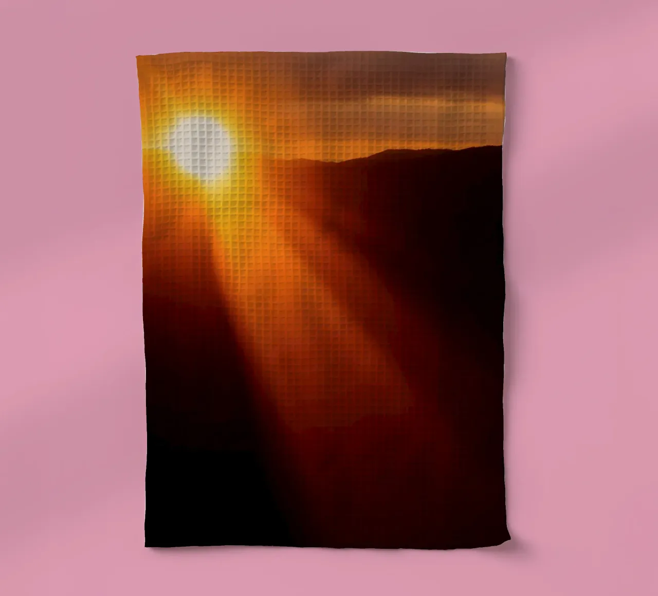 Splendida alba che proietta una luce calda sulle colline canovaccio da cucina da DesignDoodle