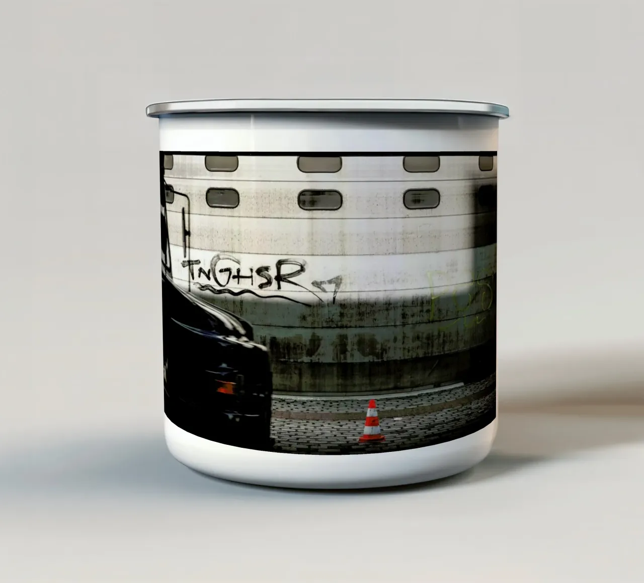 PB2017139 taza de esmalte de Dustin Janko