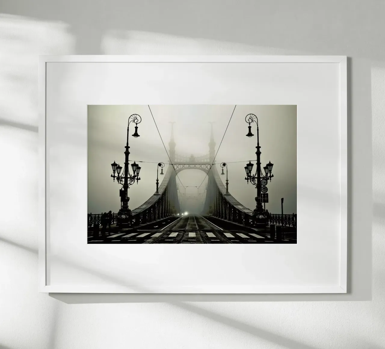 The Bridge - Armin Marten poster con telaio in plastica da Pictufy