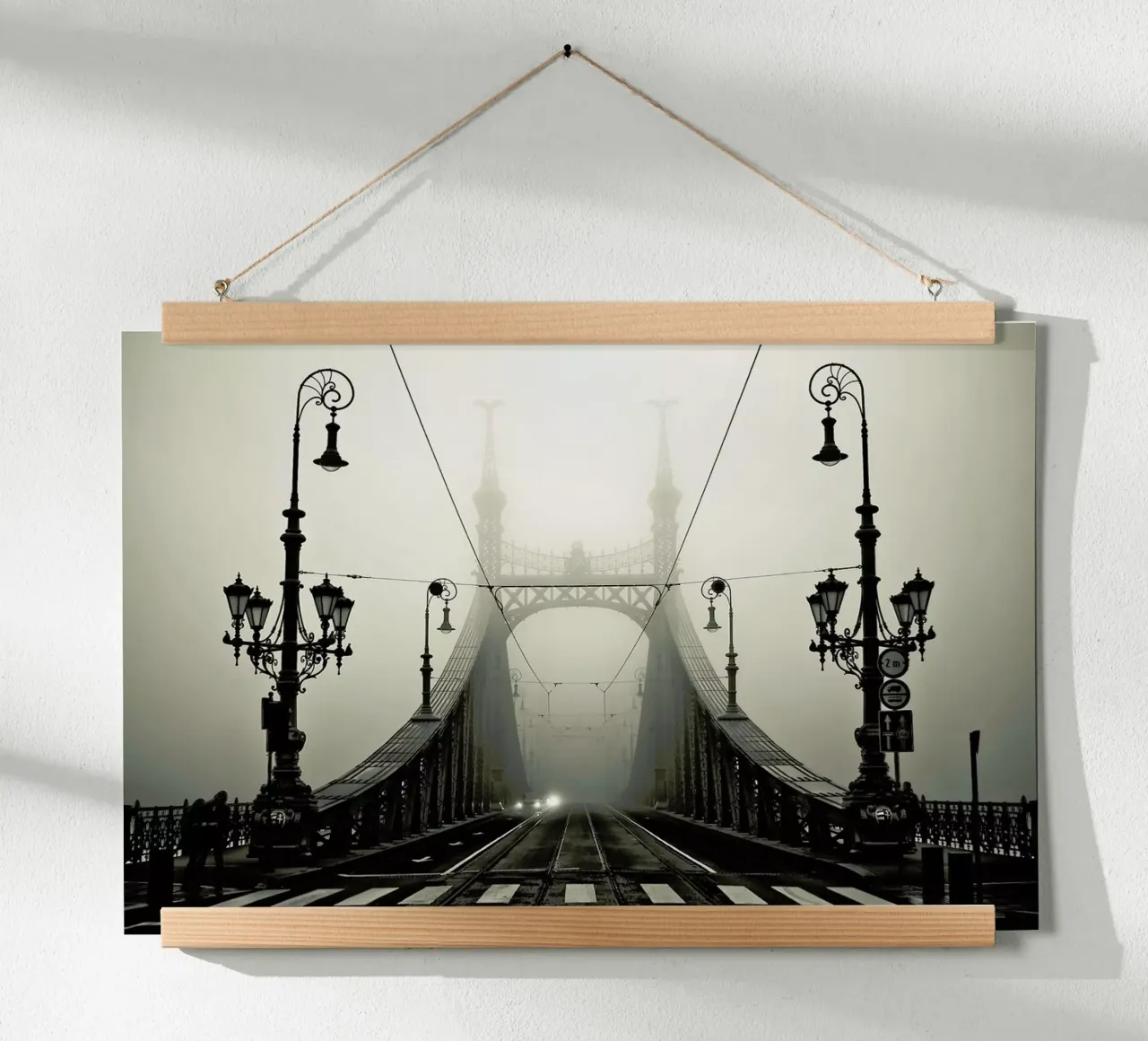 The Bridge - Armin Marten poster con telaio in plastica da Pictufy
