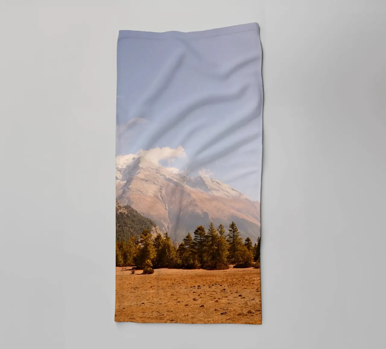 Golden Annapurna Highlights asciugamano da bagno da FujiPrints