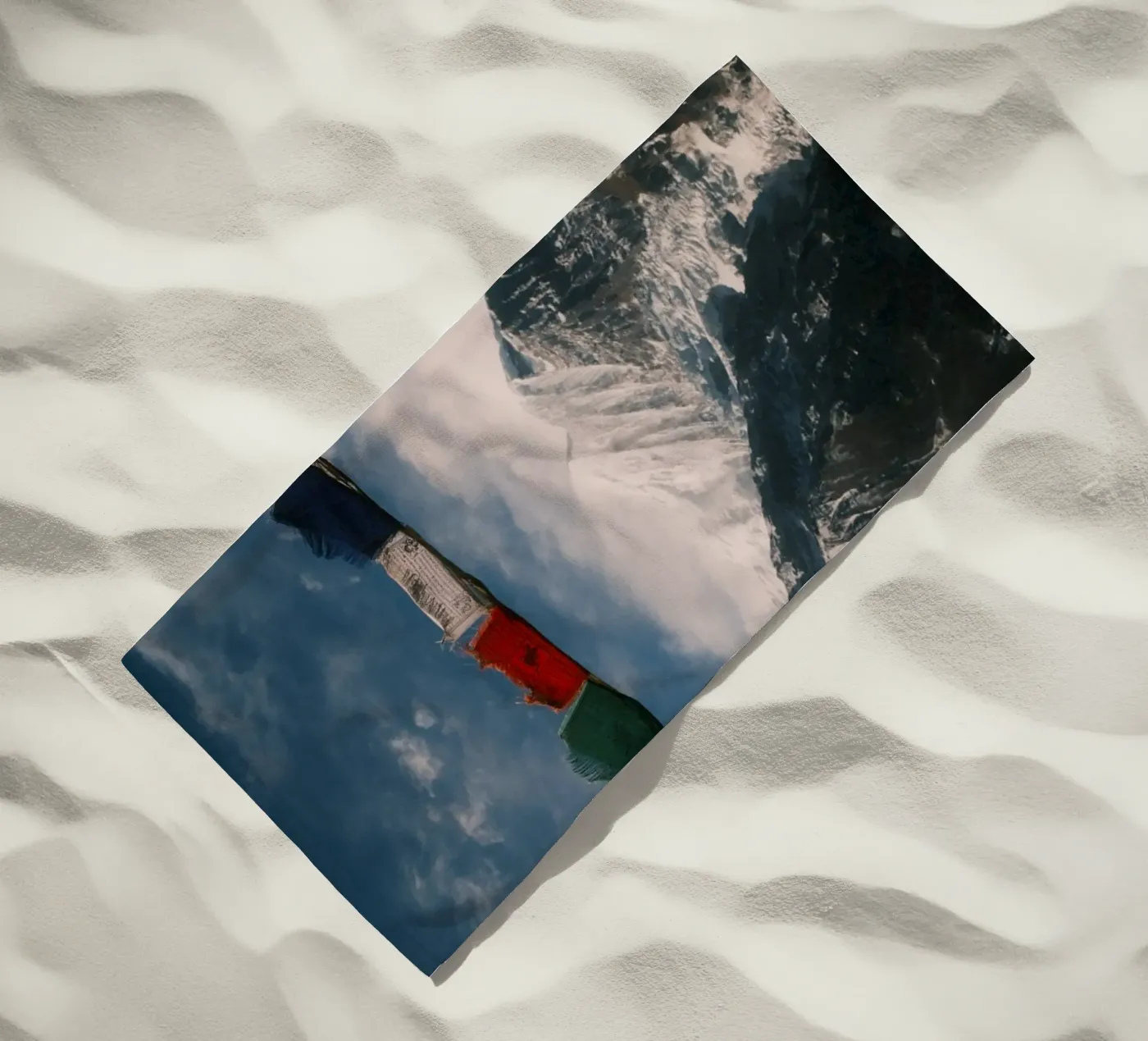 Summit Prayer Strandtuch von FujiPrints