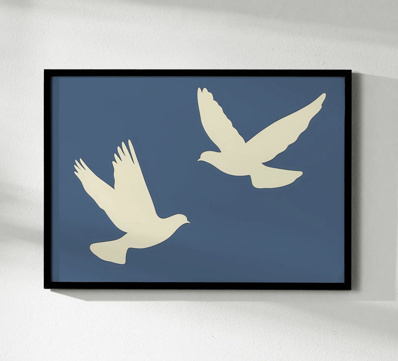 Minimal Zwei weiße Tauben im Flug Poster von Karraker