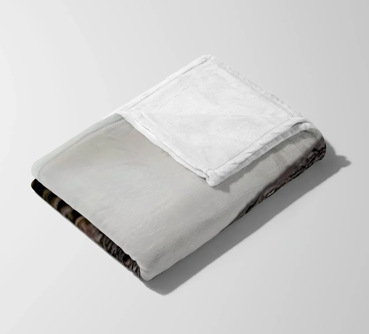 Hiding ground coperta in pile da Nur Mut