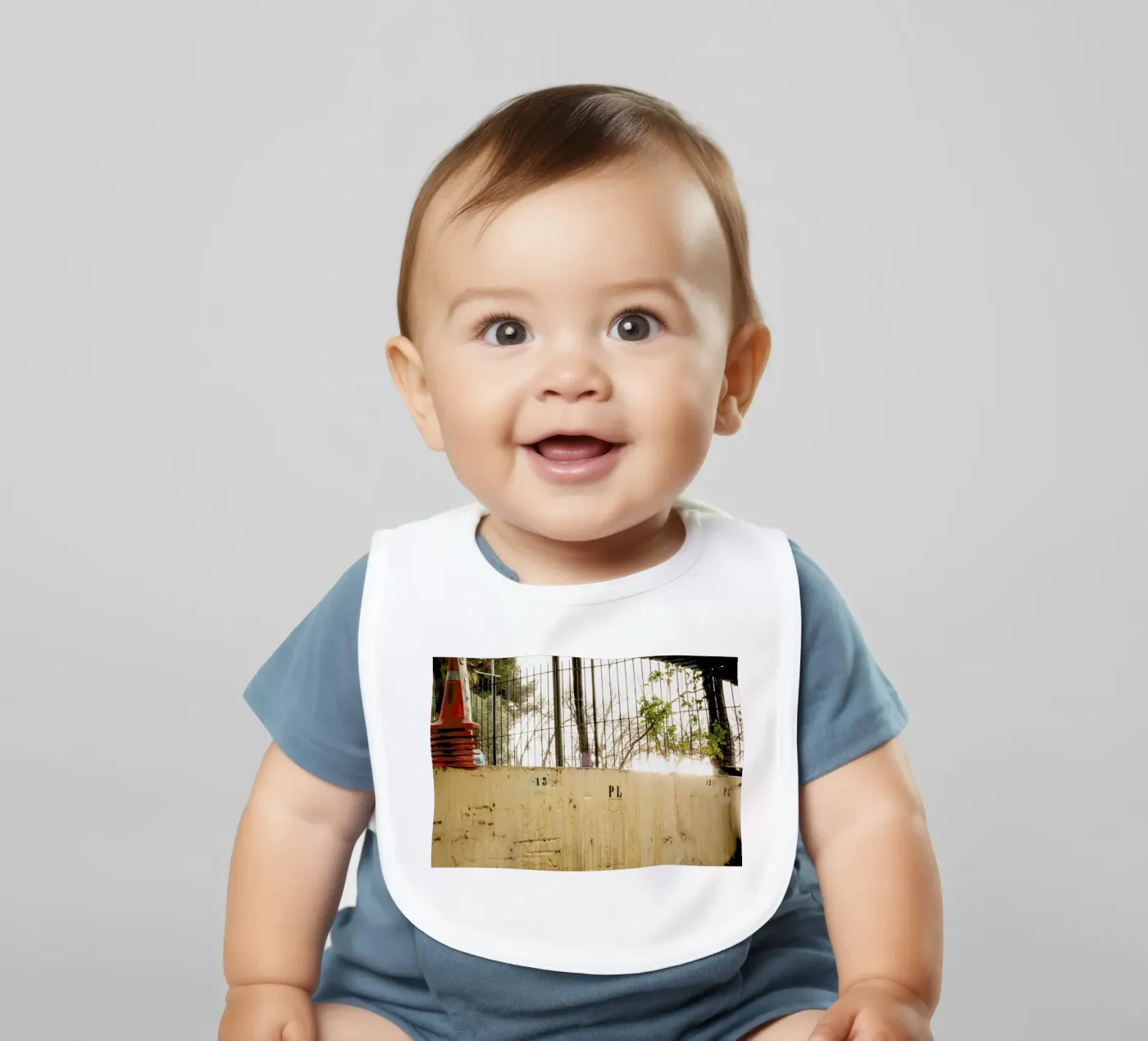 DSC8973 bavaglino da Dustin Janko