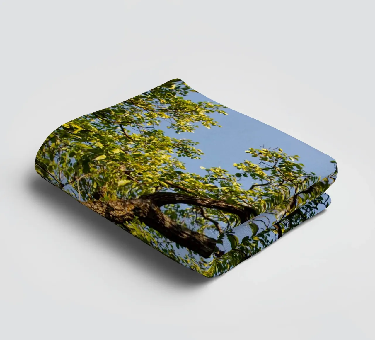 tree towel by lookingforstardust