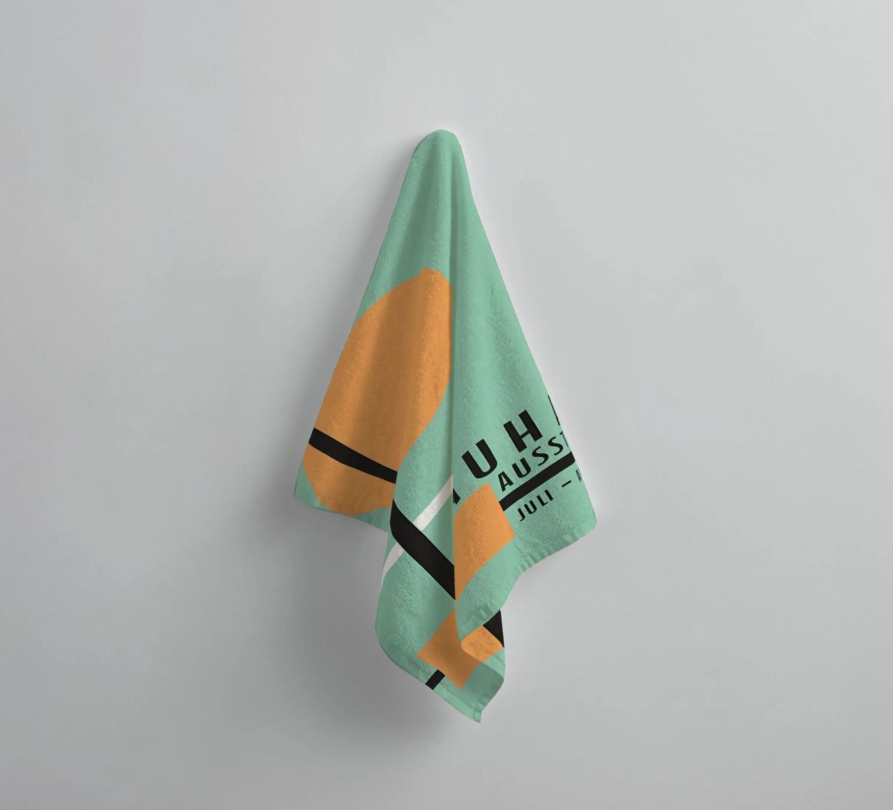 Megastructure Continues towel by Iracheta