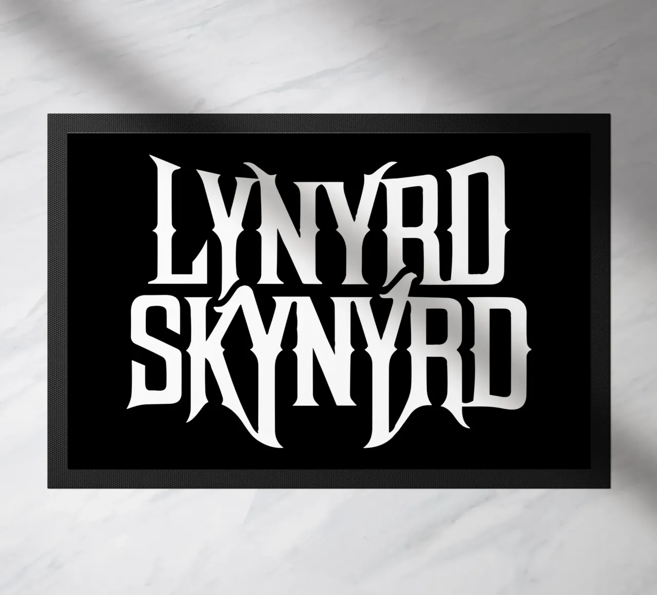 Logotipo de Lynyrd Skynyrd felpudo de heatherloulin