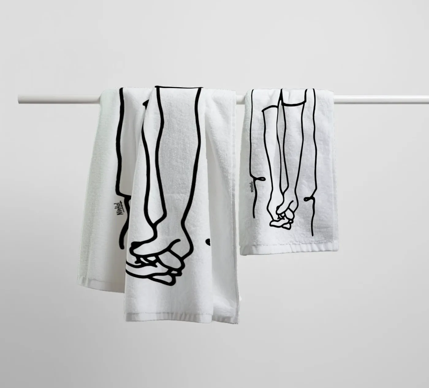 Two badhanddoek van Ninhol