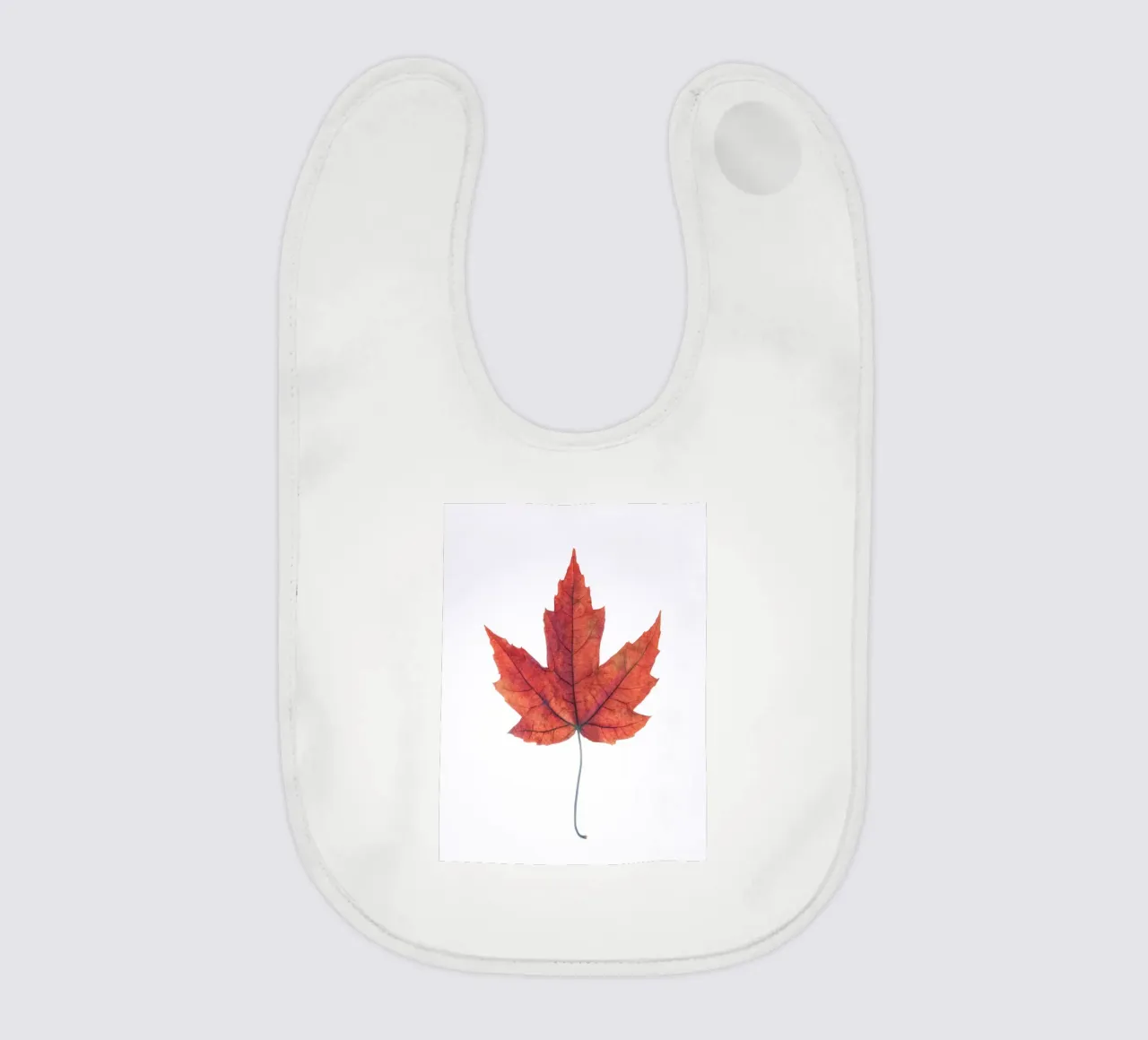 Oak leaf baby bib by Teresa André