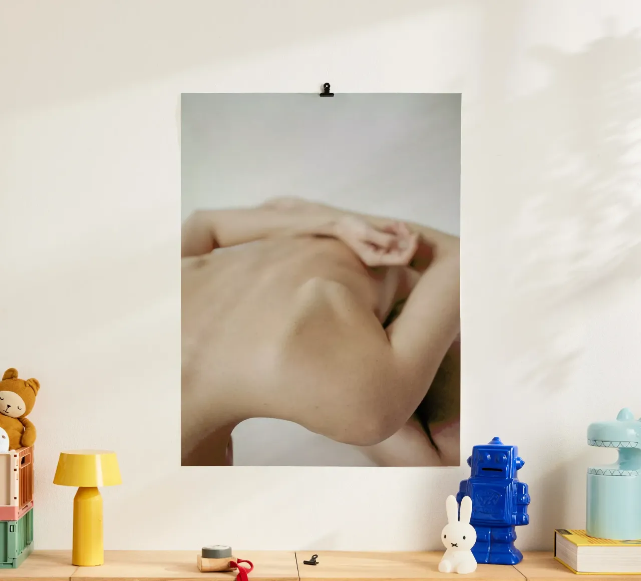 Body Studies Square poster con telaio in plastica da Chris Abatzis