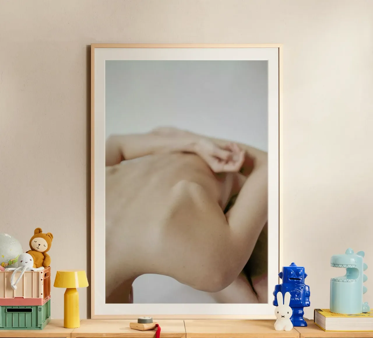 Body Studies Square poster con telaio in plastica da Chris Abatzis