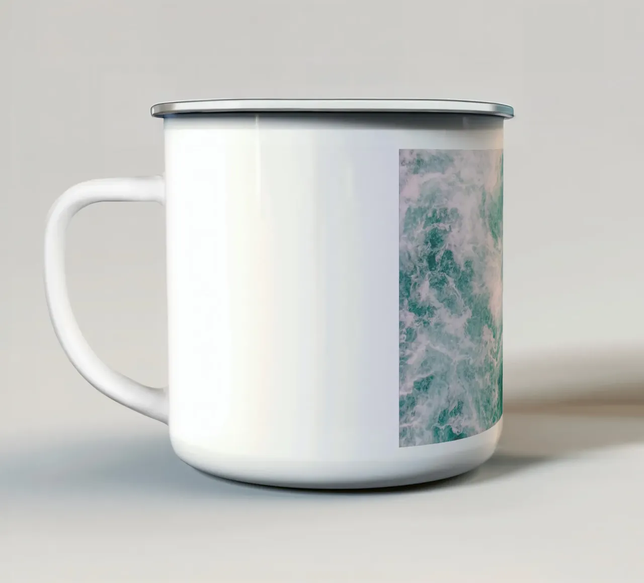Whitewater 2 taza de esmalte de Nur Mut