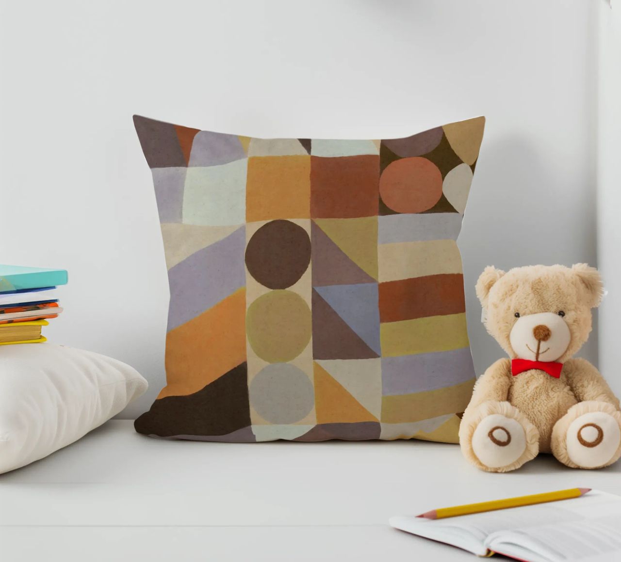 Forme geometriche e colori #1 cuscino da Alisa Galitsyna