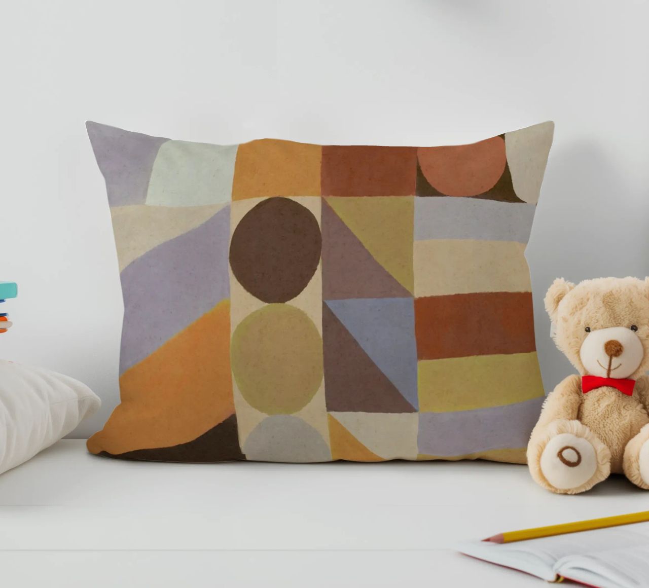 Forme geometriche e colori #1 cuscino da Alisa Galitsyna