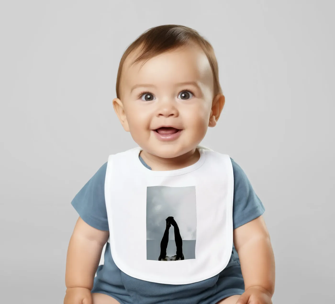 Stretch bavaglino da Chris Abatzis