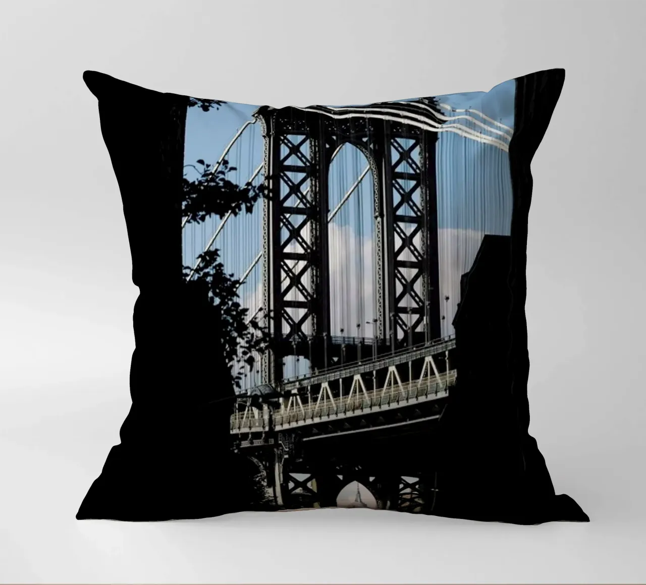 Bridge in Shadow cuscino da EyeEm Mobile GmbH