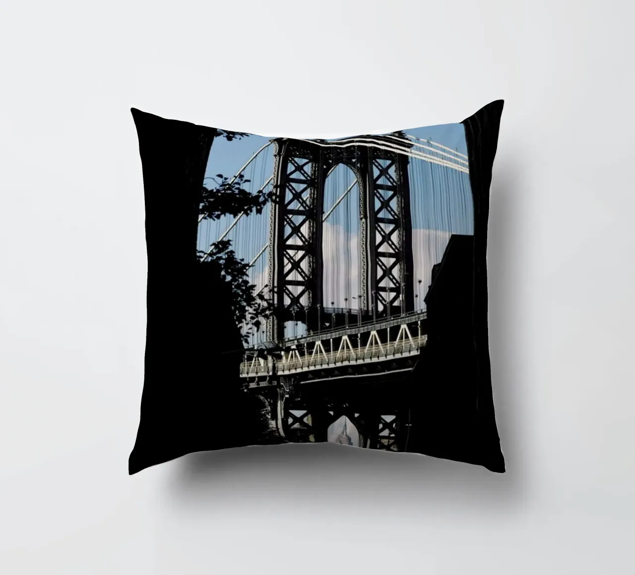 Bridge in Shadow cuscino da EyeEm Mobile GmbH