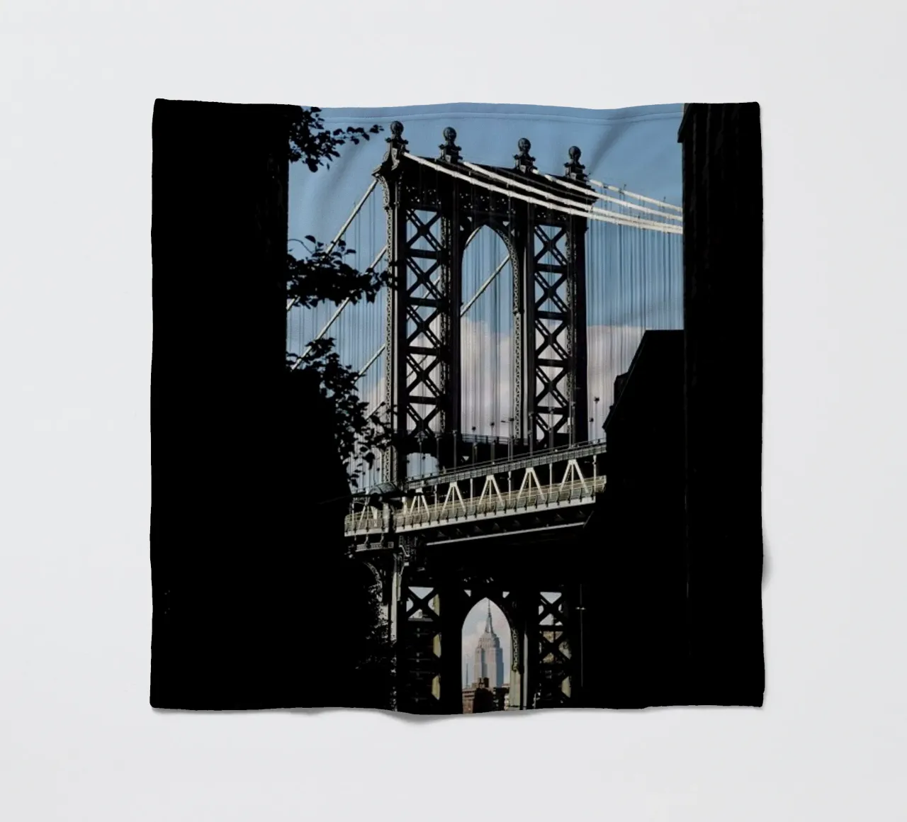 Bridge in Shadow coperta in pile da EyeEm Mobile GmbH