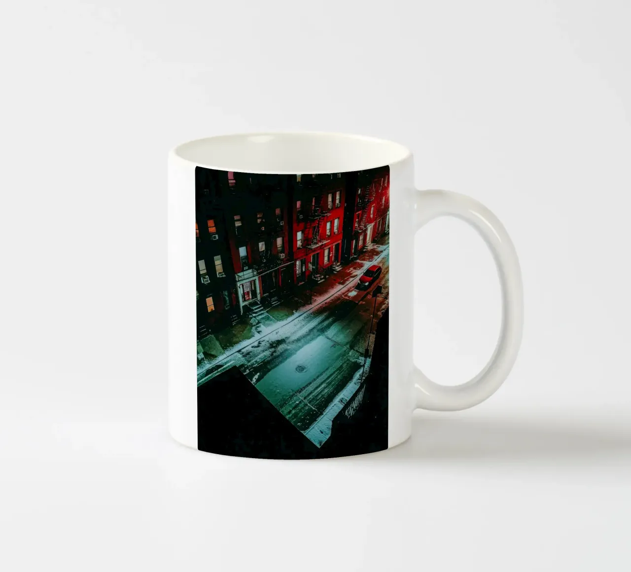 New York, solitaria di notte nella neve tazza in ceramica da By Night