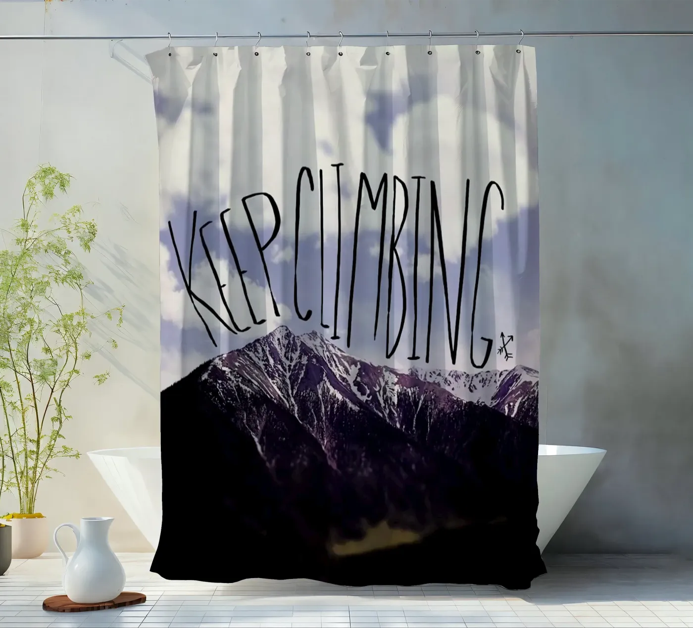 Keep climbing Duschvorhang von Leah Flores