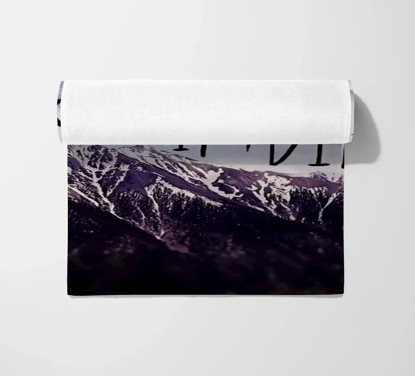 Keep climbing strandhanddoek van Leah Flores