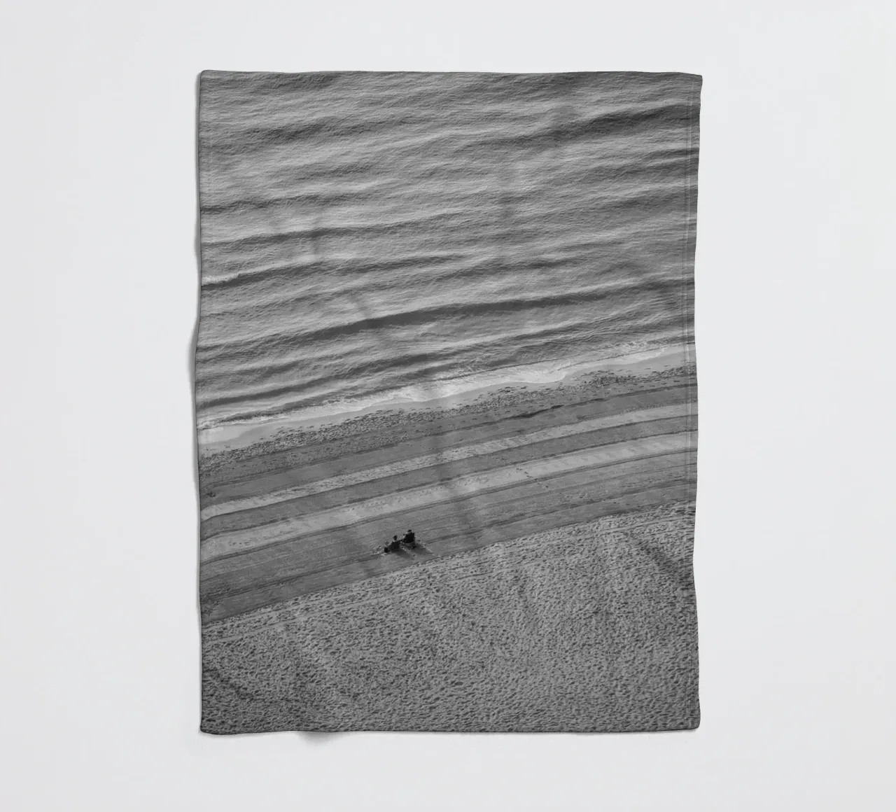 Vor dem Ansturm -morgens am Meer Fleecedecke von Barbara Buderath Fotodesign