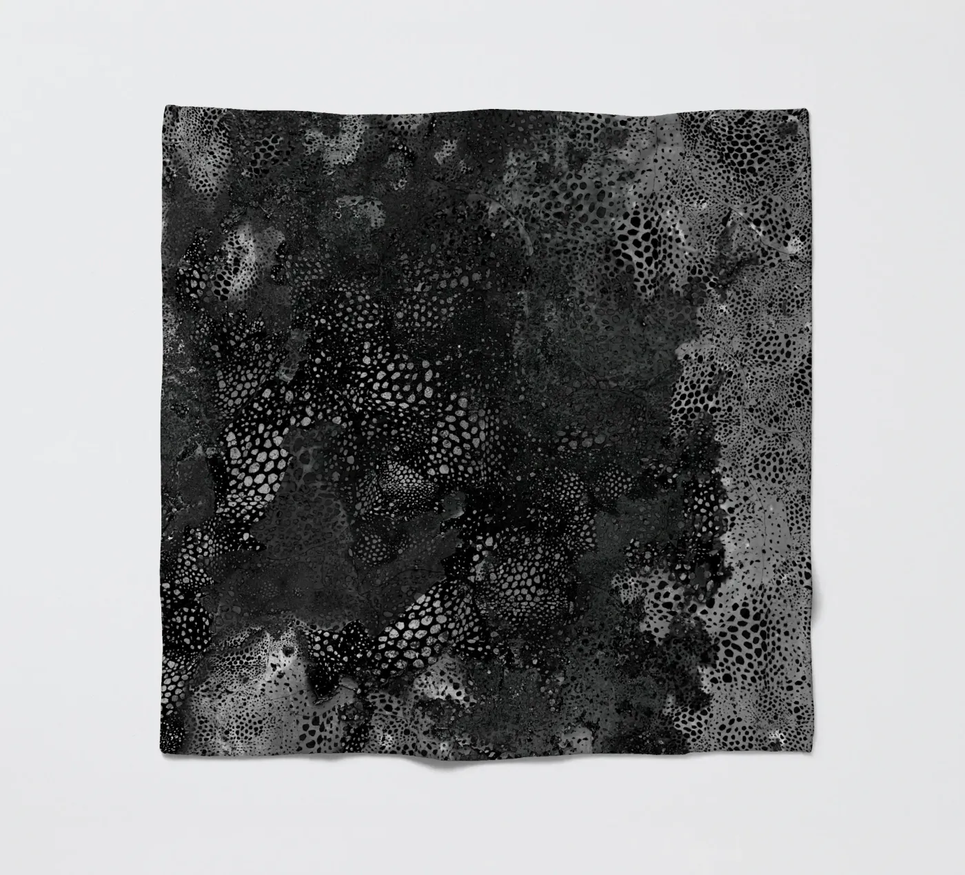 carbone1 plaid polaire de Giulio Iurissevich