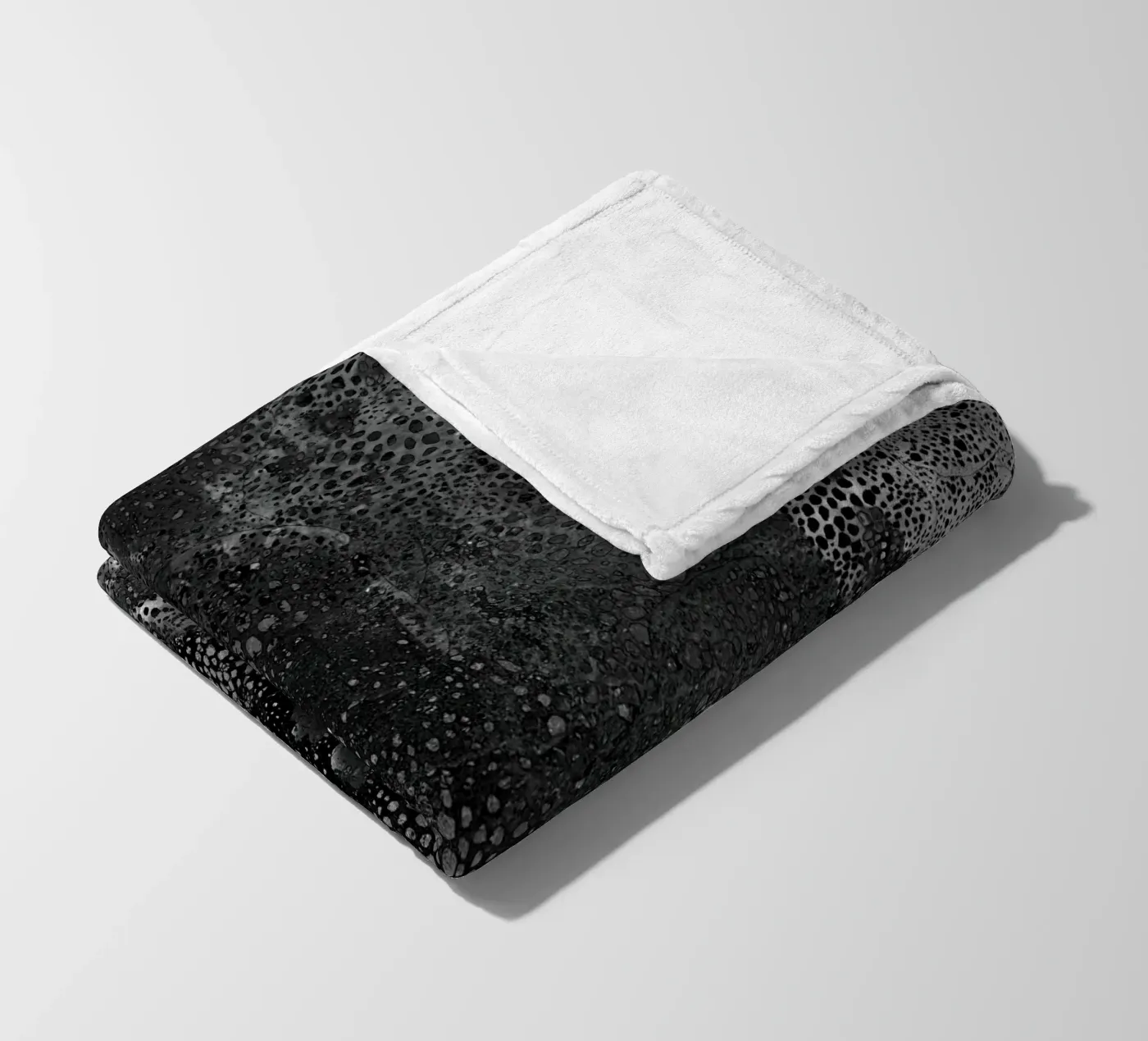 carbone1 plaid polaire de Giulio Iurissevich