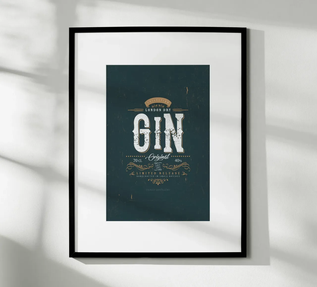 Etichetta vintage Gin poster con telaio in plastica da studiopicaprints
