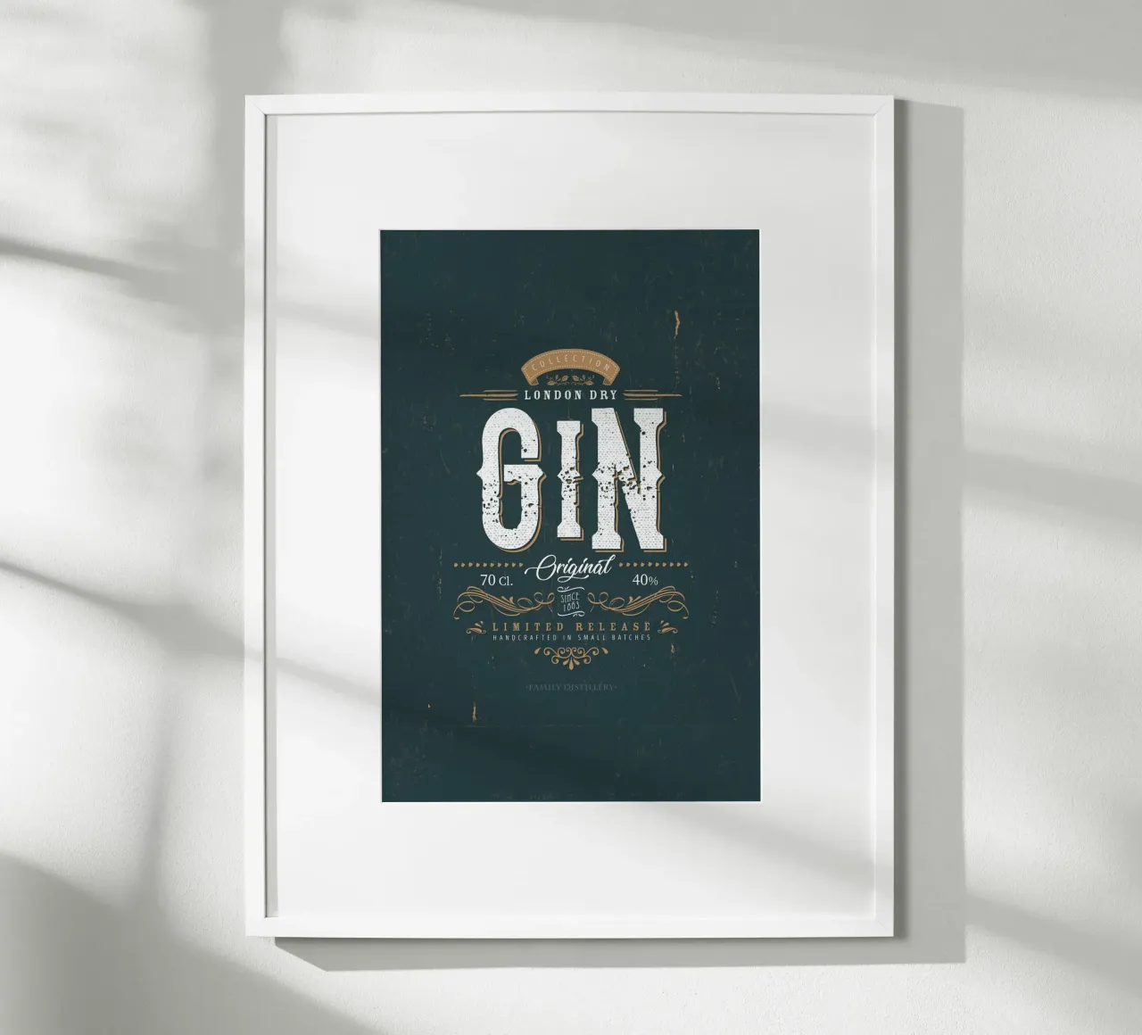 Etichetta vintage Gin poster con telaio in plastica da studiopicaprints