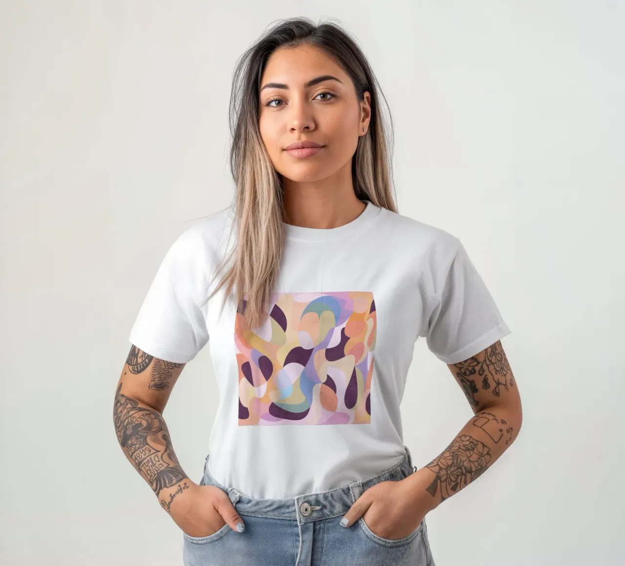 Abstract Play t-shirt da lovely lines