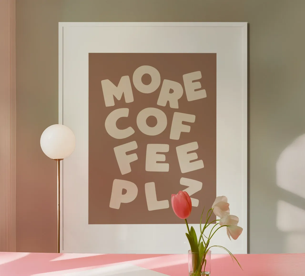 More Coffee Please Caffeine Latte Lovers Kitchen Typography poster con telaio in legno da THE MOTIVATED TYPE
