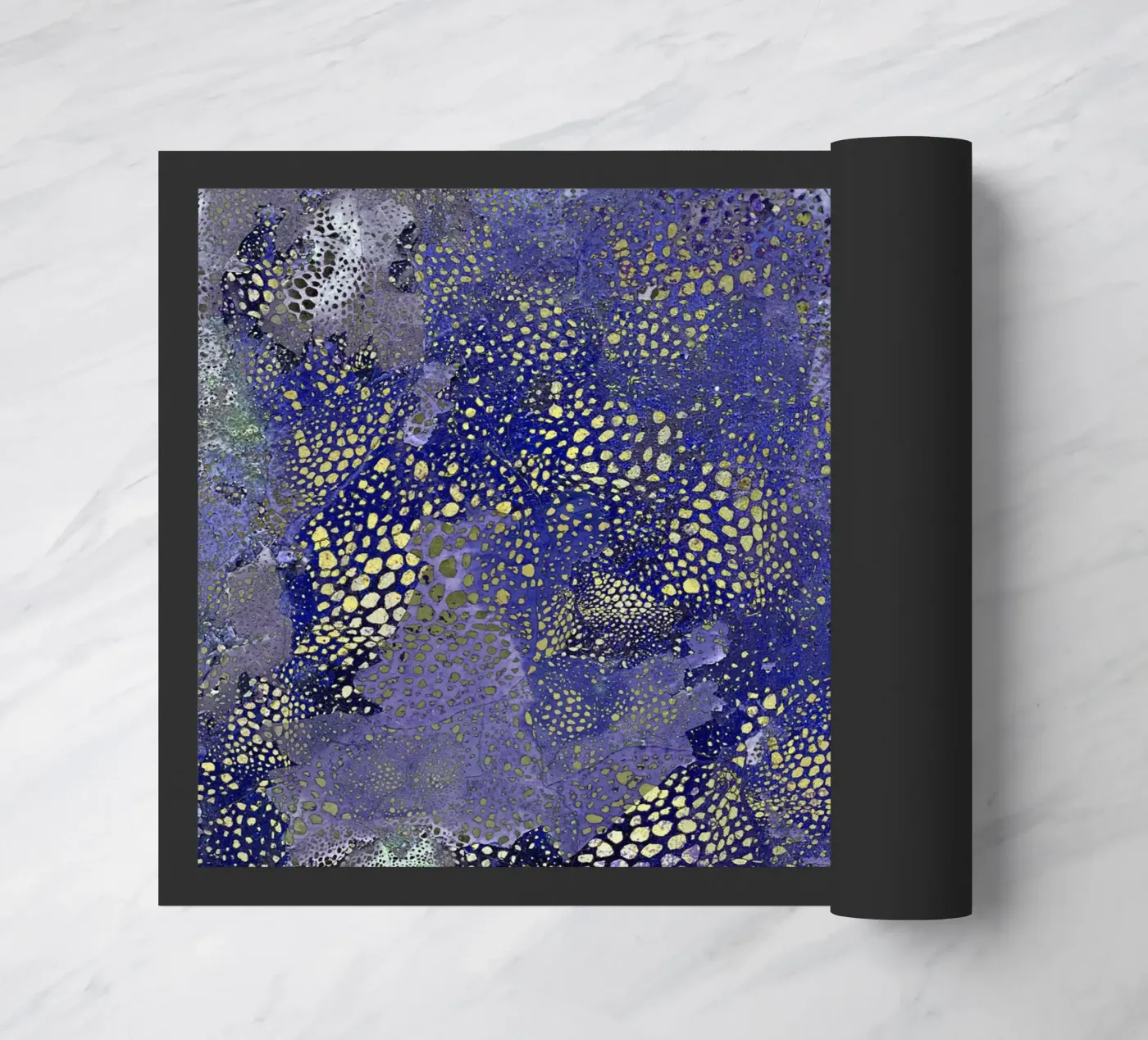 blue doormat by Giulio Iurissevich