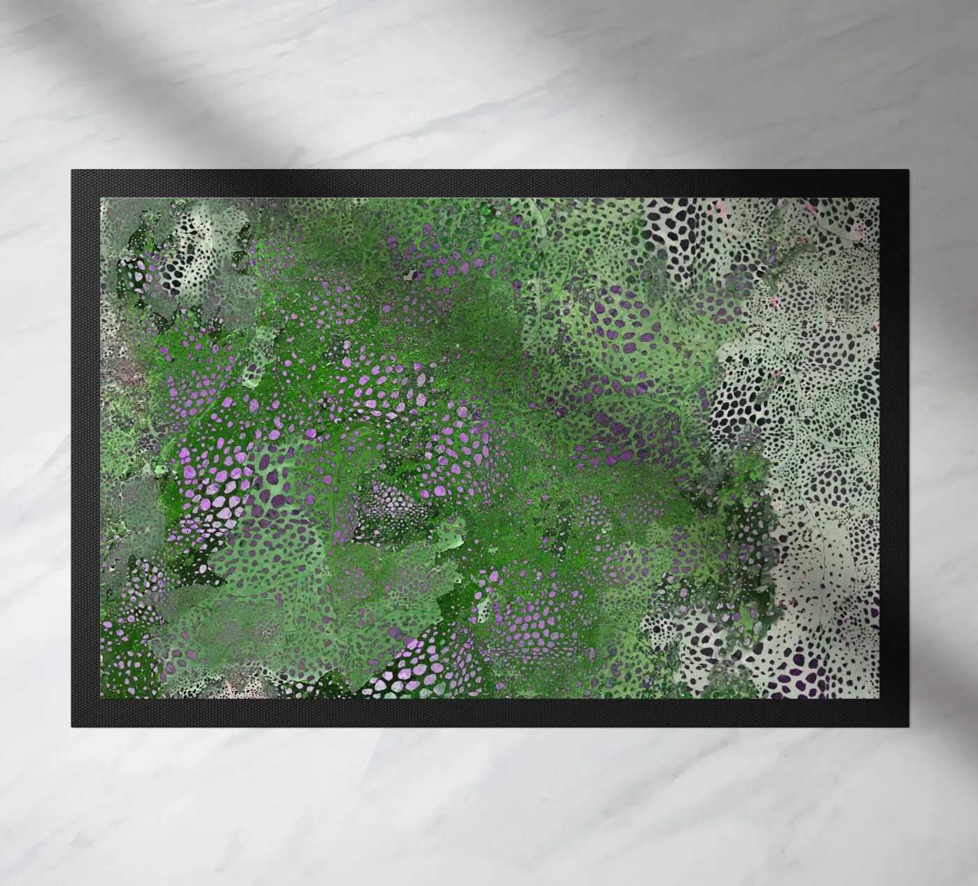 groen deurmat van Giulio Iurissevich