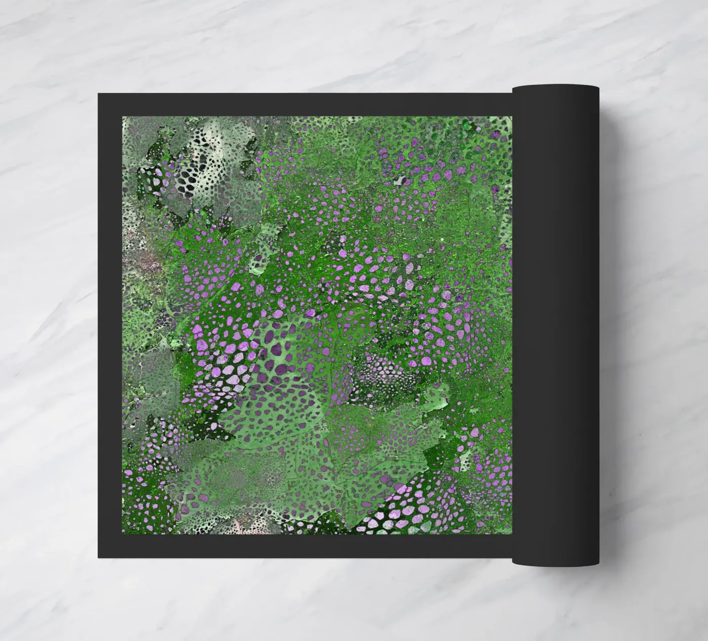 groen deurmat van Giulio Iurissevich