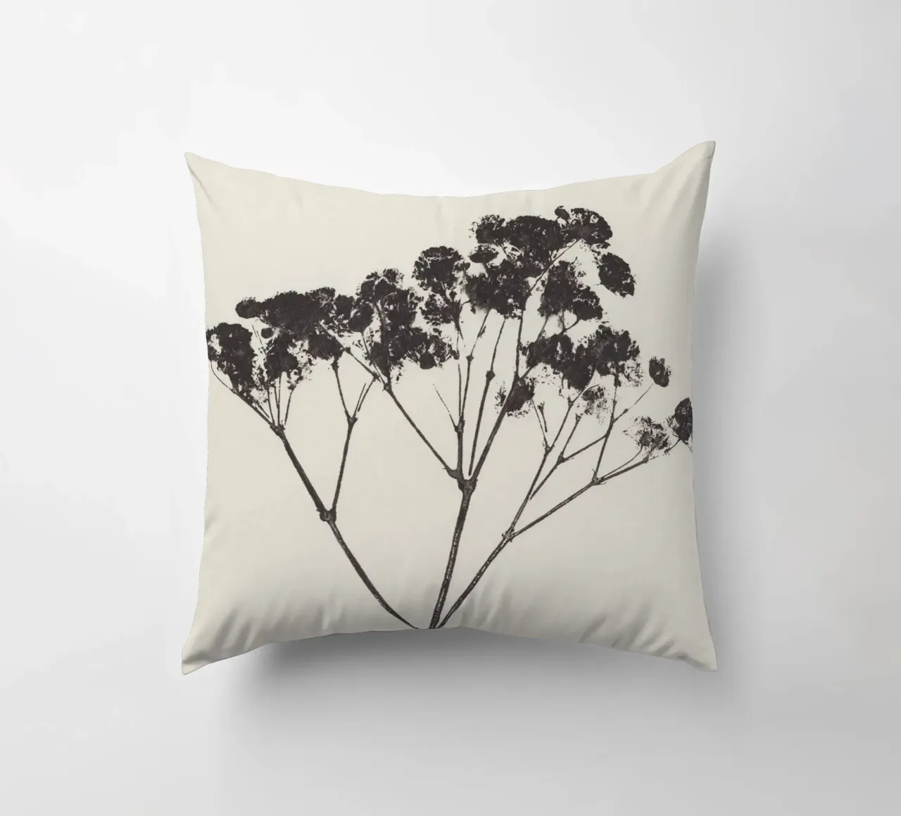 Fioriture di Gypsophila #1 cuscino da Alisa Galitsyna